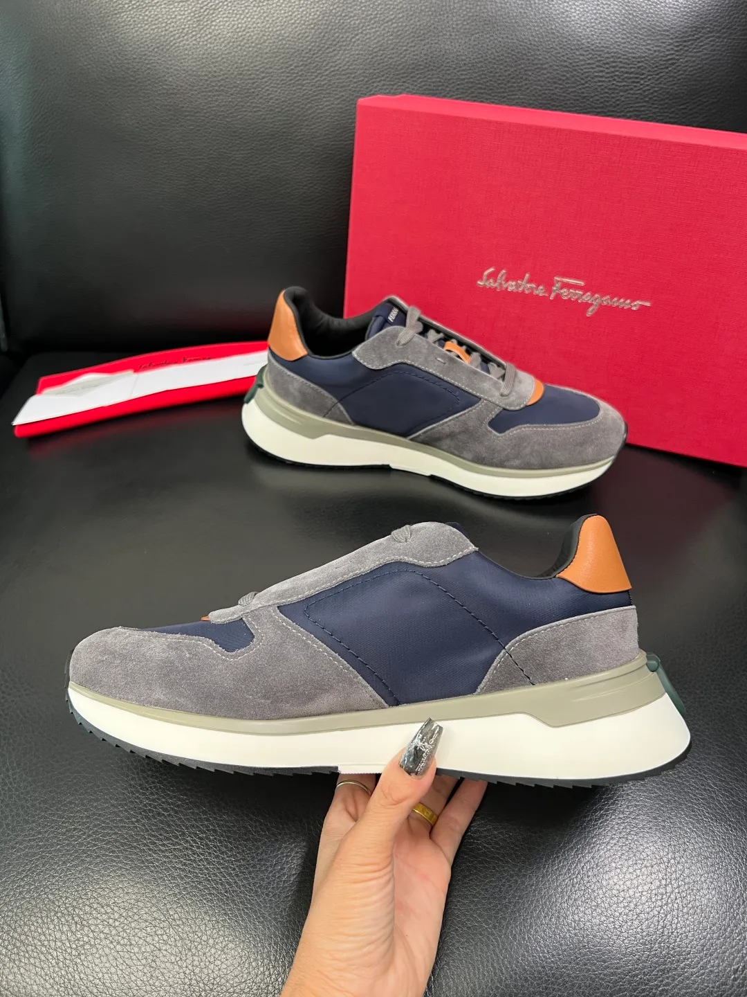 Men's shoes 💰780 Ferragamo High quality top handicrafts Ferragamo counters sell original factory configuration at the same time, imported original cowhide from Italy, imported water-dyed cow lining, soles: original factory special original soles are super comfortable, original factory and single goods, welcome to compare at the same time at the counter, code number 39-44 (customized 38 45)